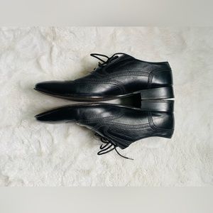 size 9 shoes, used